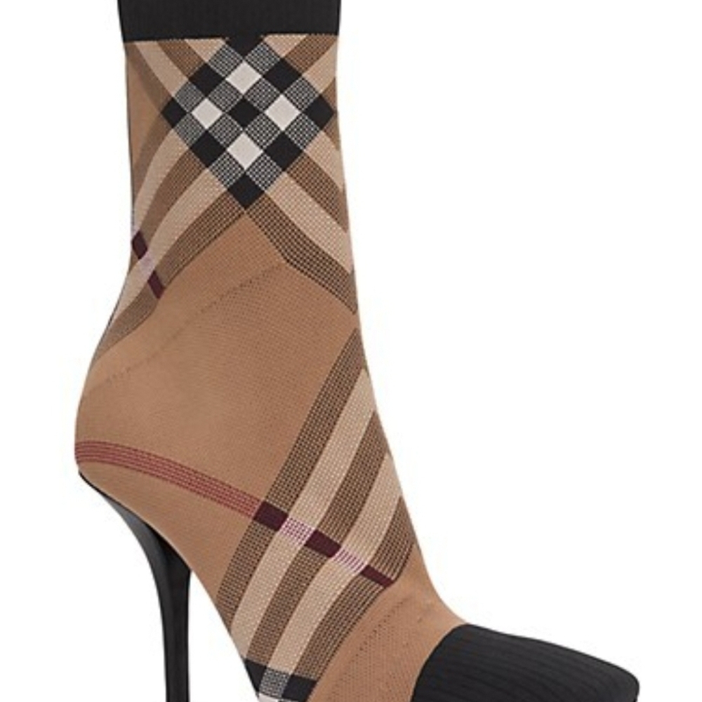 Burberry Women's Dolman Size